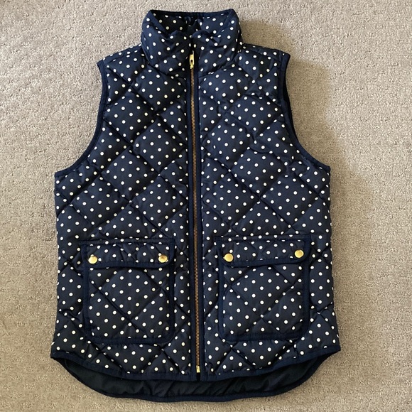 J. Crew Jackets & Blazers - J. CREW navy polka-dot puffer vest, Sz Small.